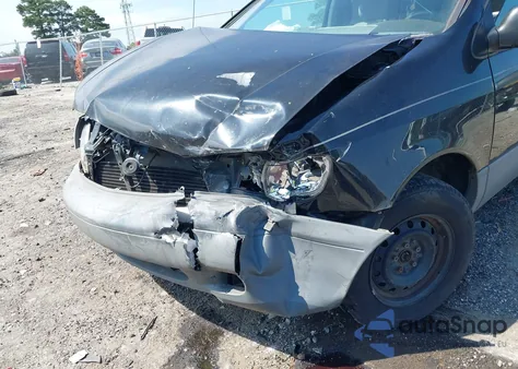 2000 Toyota Sienna Le from USA, damaged, VIN 4T3ZF13C6YU244793